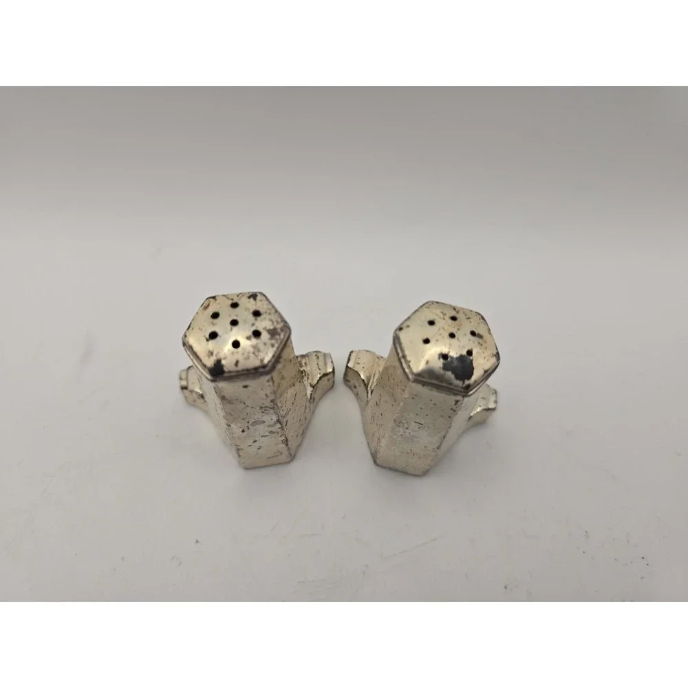 Vtg Mid Century Metal Washington DC Souvenir Salt Pepper Shaker Set Plated